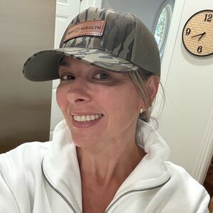 Meet your Posher, Charity